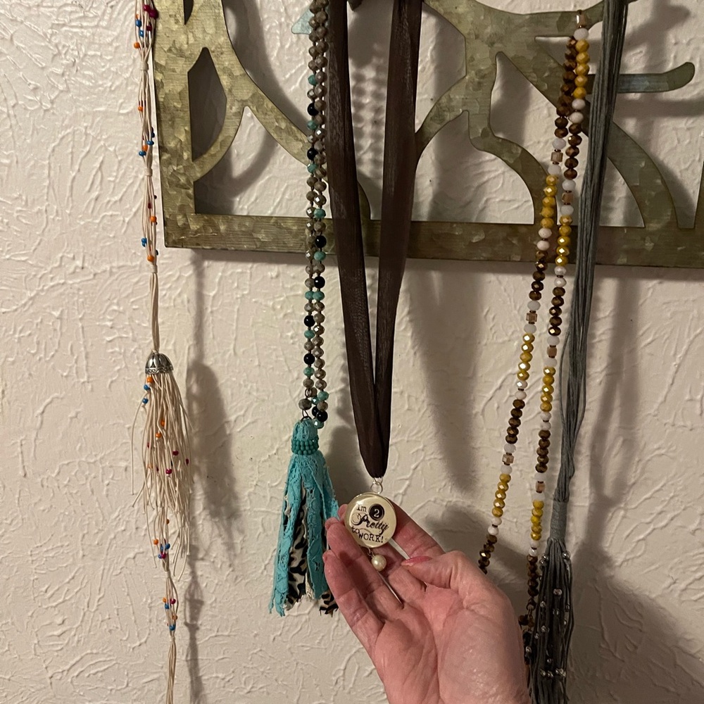 Multiple necklaces (assortment)